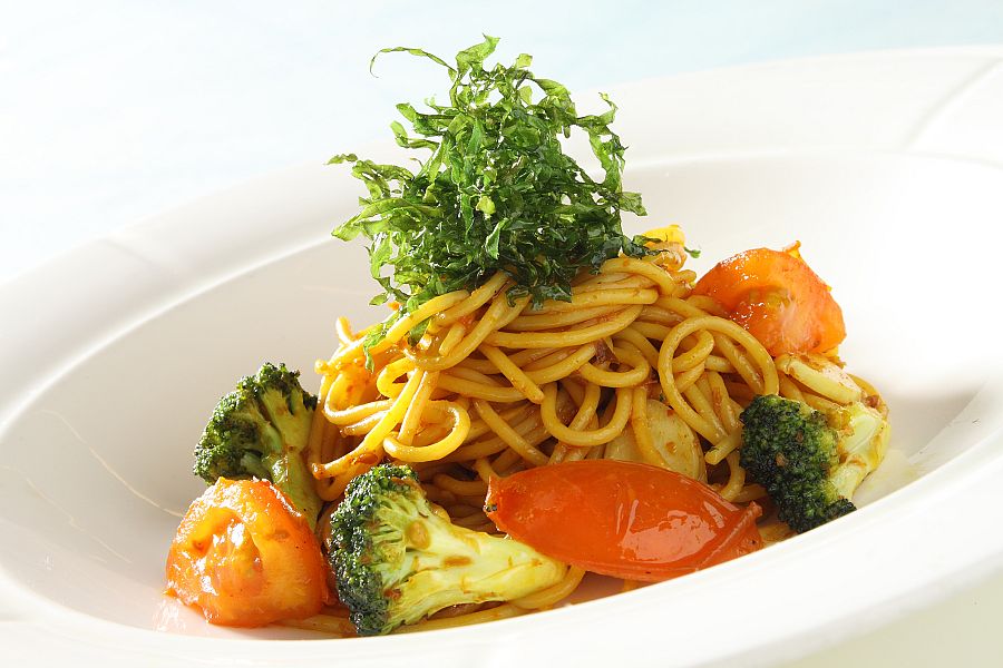 Bucatini con verduras