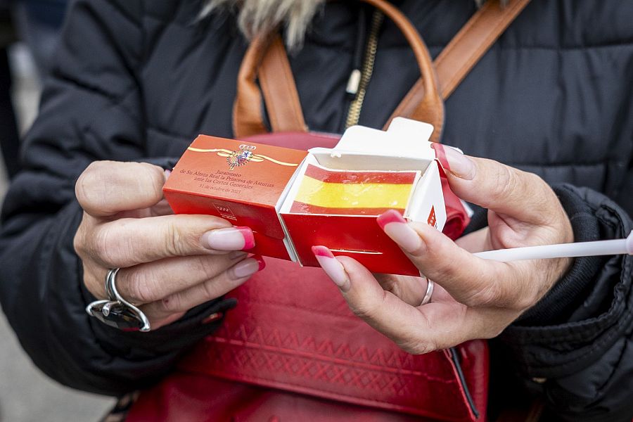 Pastel con la bandera de España con motivo de la jura de la Constitución de la princesa Leonor