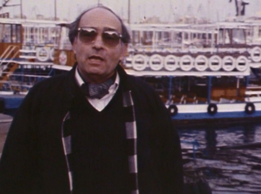 Instantànea al carrer de Iago Pericot, era un gran defensor del teatre experimental