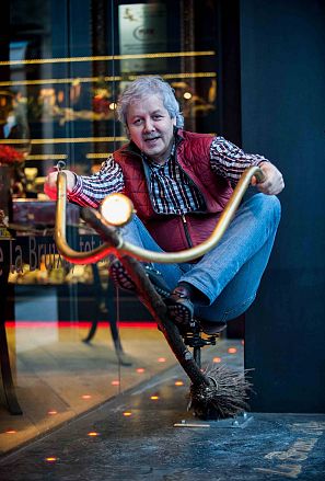 Xavier Gabriel en una de las escobas del circuito de La Bruja de Oro