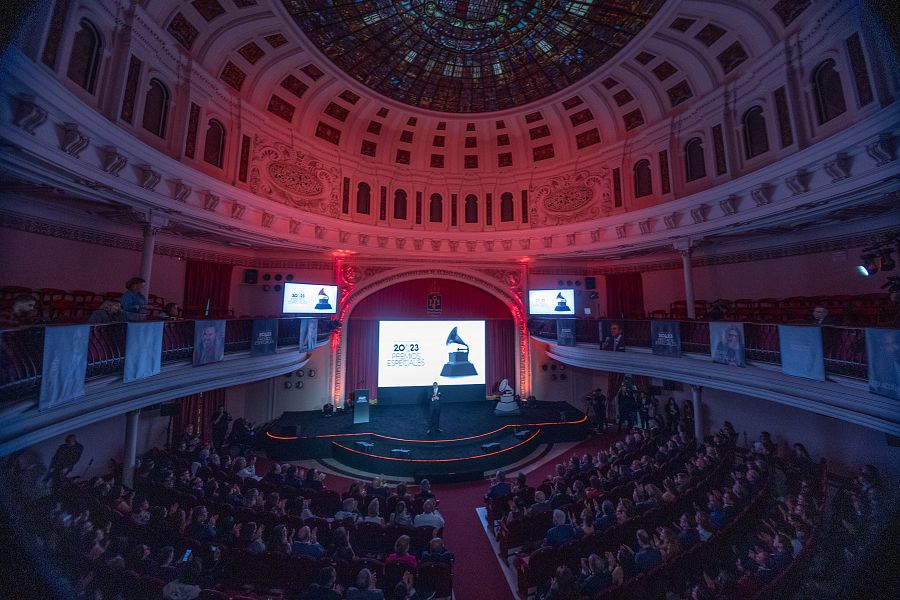 Entrega de premios en Sevilla a la Excelencia musical de los Latin Grammy Special Awards