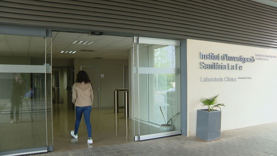 Puerta del Instituto de Investigación sanitaria La Fe