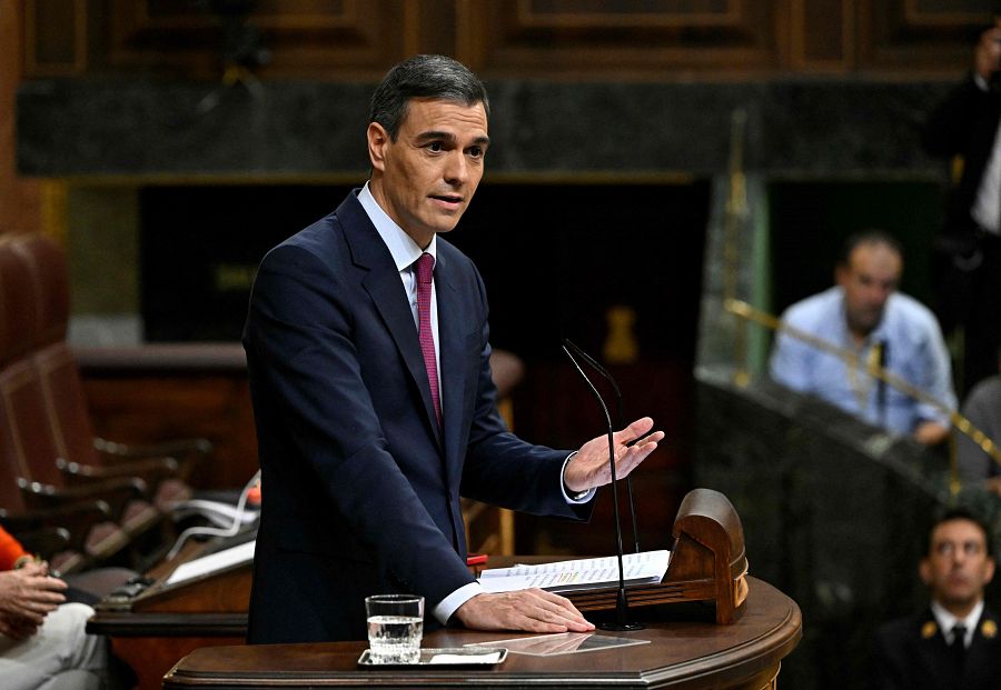 Pedro Sánchez responde al candidato 'popular'