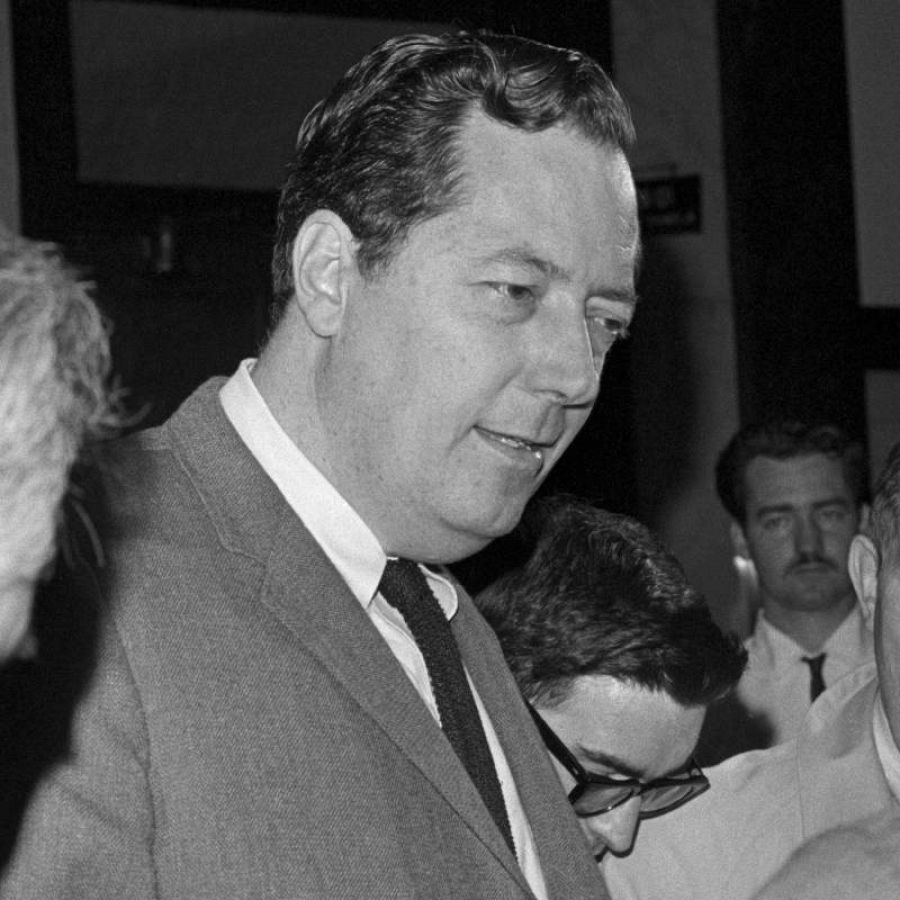 Jim Garrison: fiscal de distrito de Nueva Orleans que inició una investigación sobre el asesinato de Kennedy a finales de 1966.