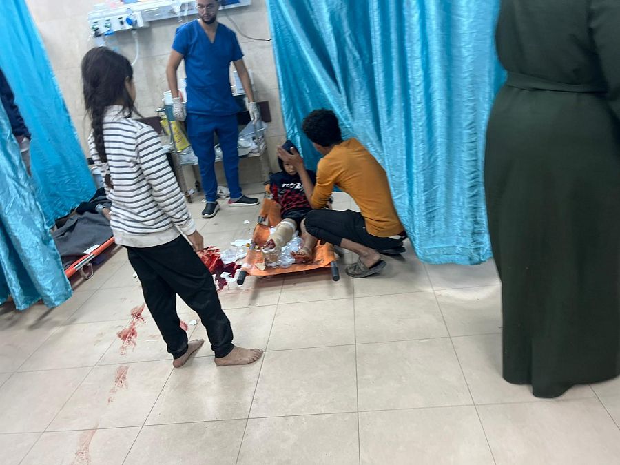 Niños en hospital de Gaza