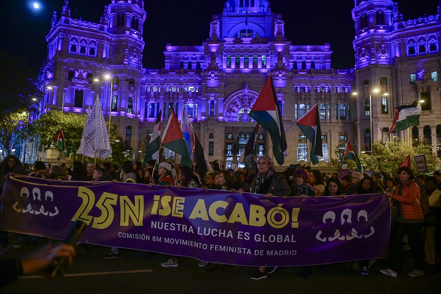 Manifestación convocada por la Comisión 8M del movimiento feminista de Madrid
