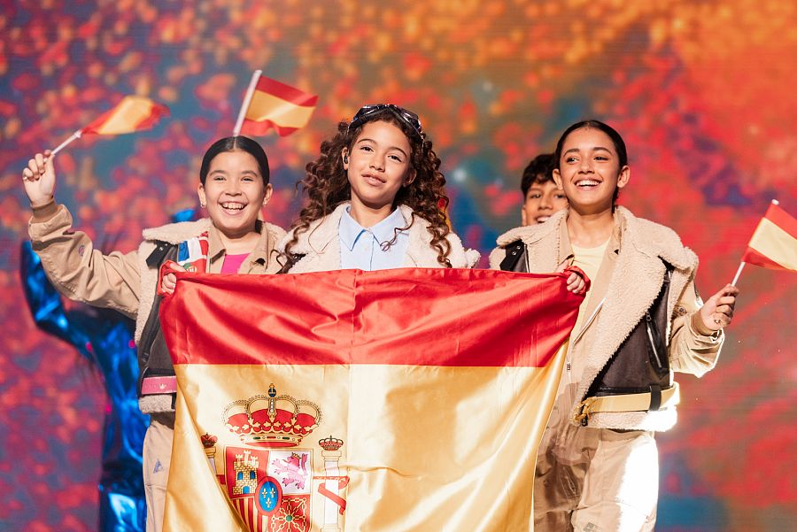 Eurovisión Junior 2023 | Desfile de banderas
