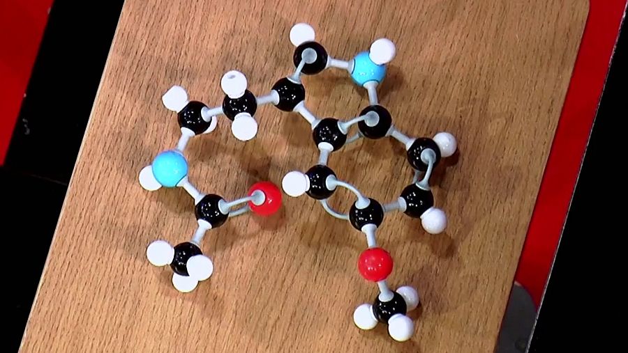 Representación de la melatonina, la hormona del sueño