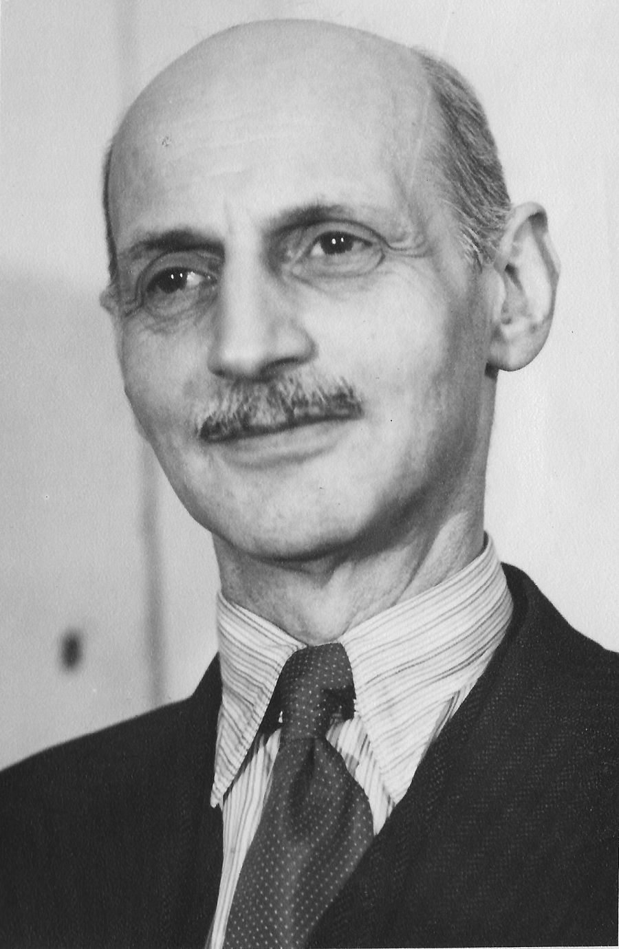 Retrato de Otto Frank, padre de Ana Frank