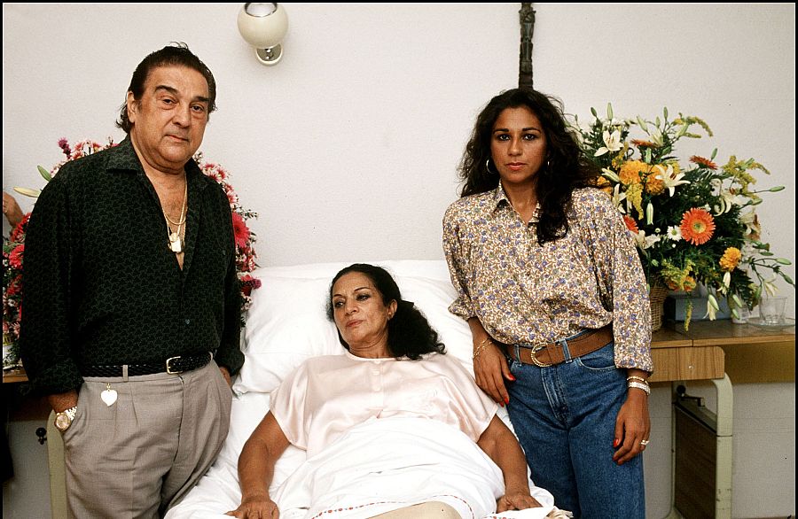 La cantante Lola Flores con su marido, Antonio González 