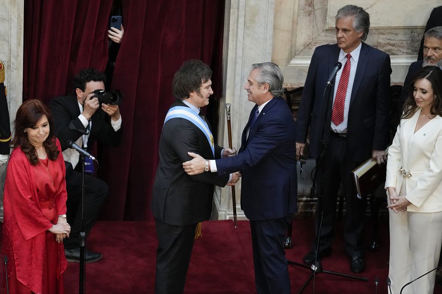 Toma de posesión de Milei: Alberto Fernández saluda a Milei