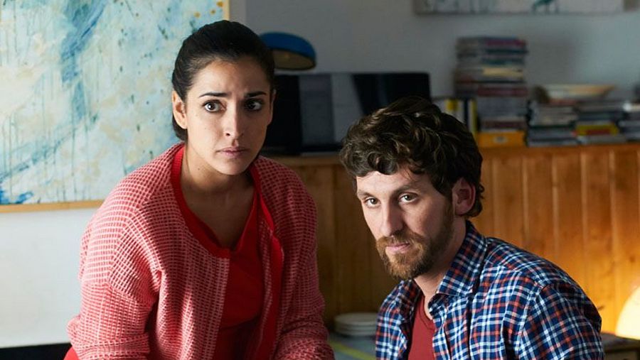 Inma Cuesta y Raúl Arévalo en 'Las ovejas no pierden el tren'