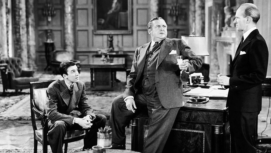 'Vive como quieras', la primera película de Frank Capra y James Stewart't Take It With You