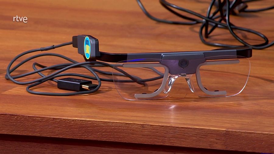Imagen de unas gafas de eye tracking o seguimiento ocular.