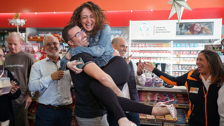 Lotería de Navidad 2023, mejores imágenes: segundo premio en Granadilla de Abona