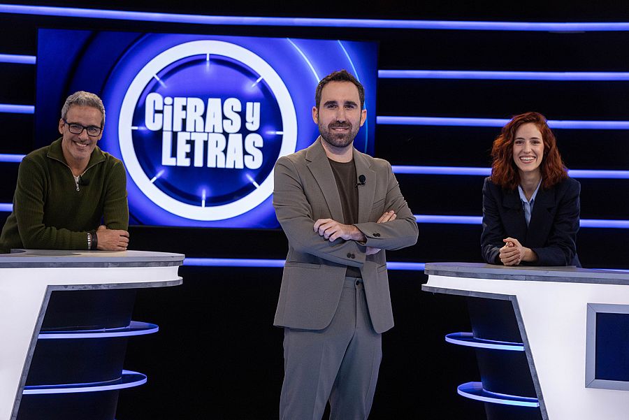 David Calle, Aitor Albizua y Elena Herráiz, en 'Cifras y letras'