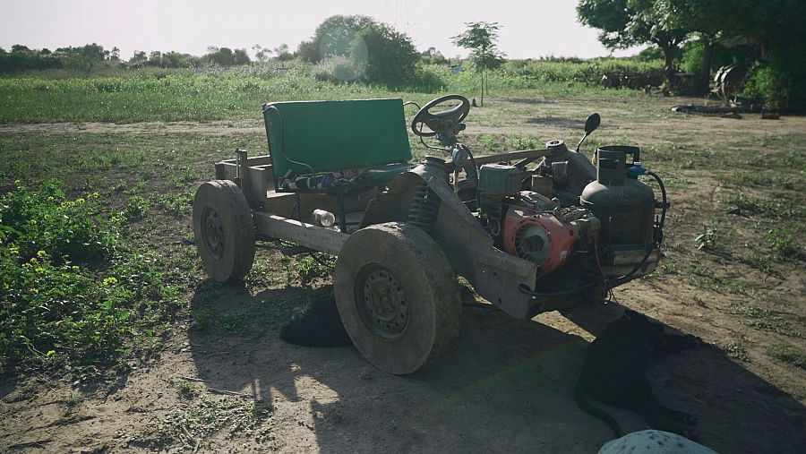 Un coche fabricado por un menonita