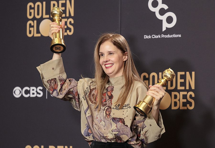 La directora Justine Triet recibe los premios al Mejor Guión y Mejor Película en Lengua no Inglesa por 