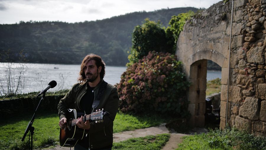 El cantautor gallego Andrés Suárez en 'Un país para escucharlo'