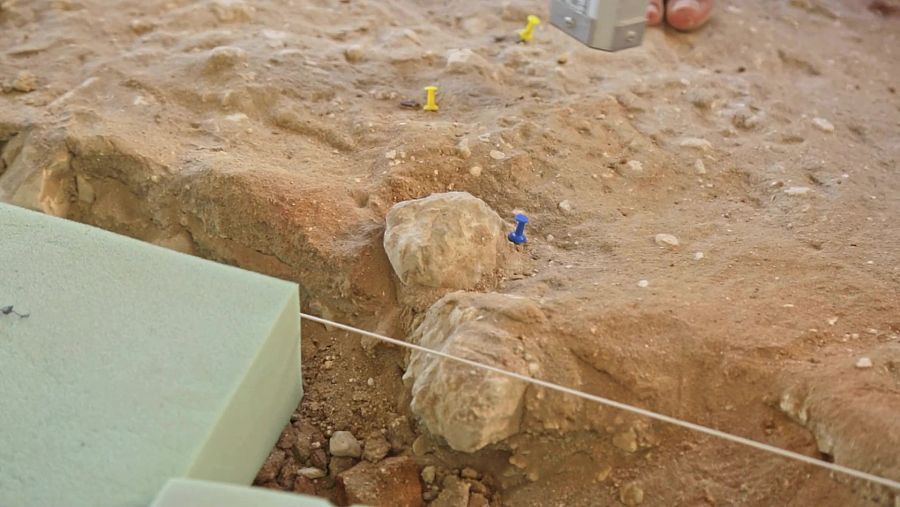 Esferoide encontrado en Orce, Granada.