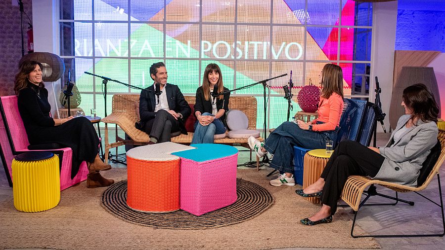 Diana Jiménez, Borja Sémper, Bárbara Goenaga, Julia Varela y Mariana Capurro