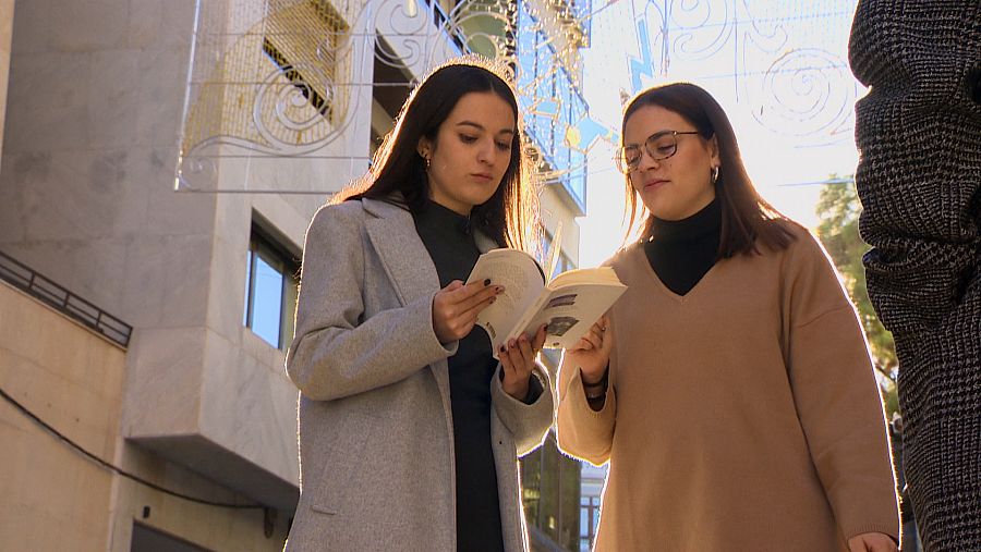 Maria Palau i Marta García, autores de 'Indignas hijas de su Patria'