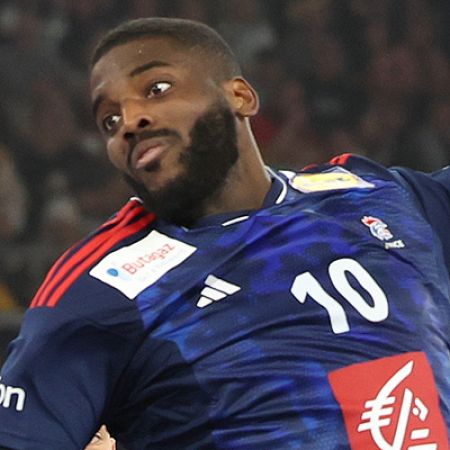 Dika Mem, jugador de Francia.