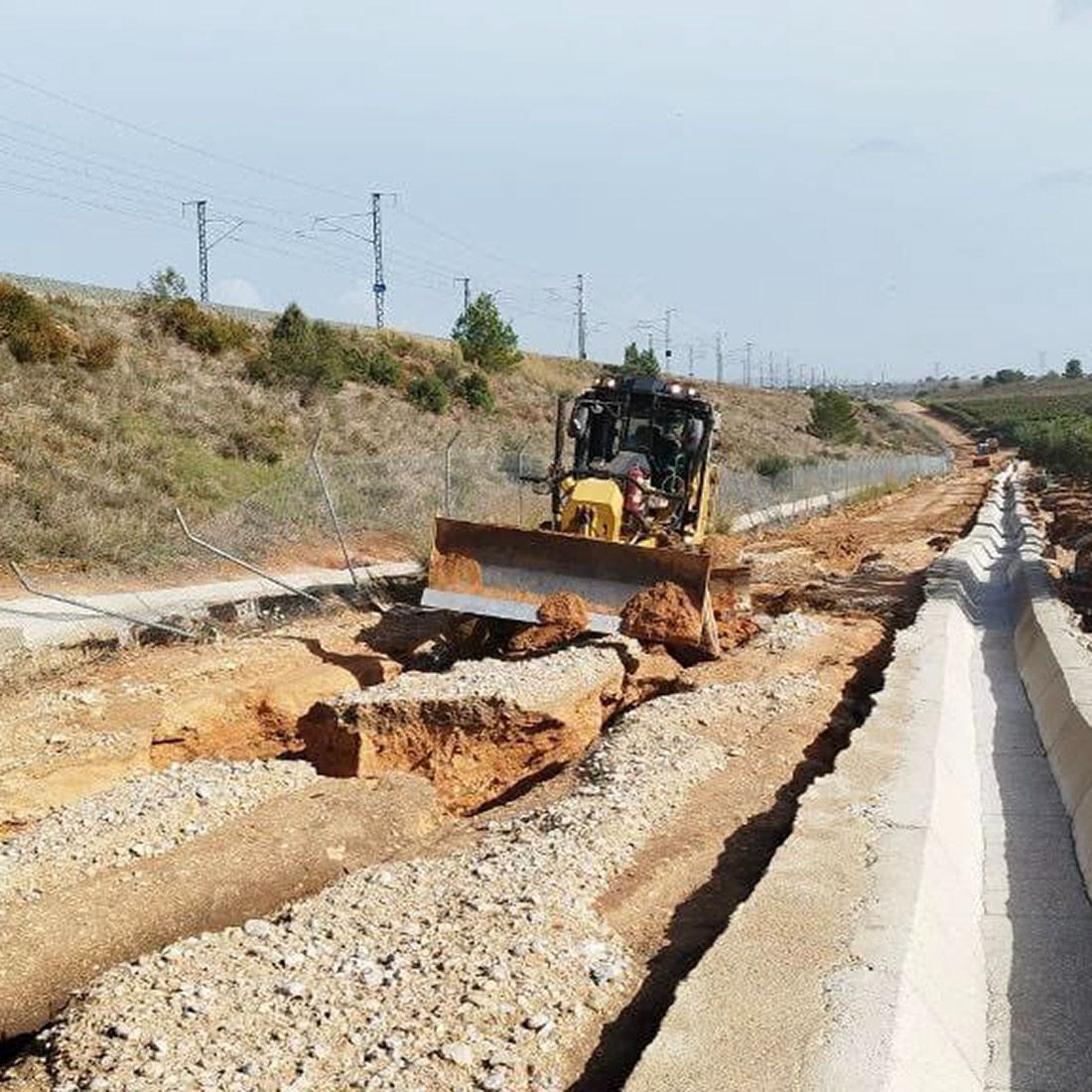 14 horas - Cómo se abordan las labores de reconstrucción de infraestructuras