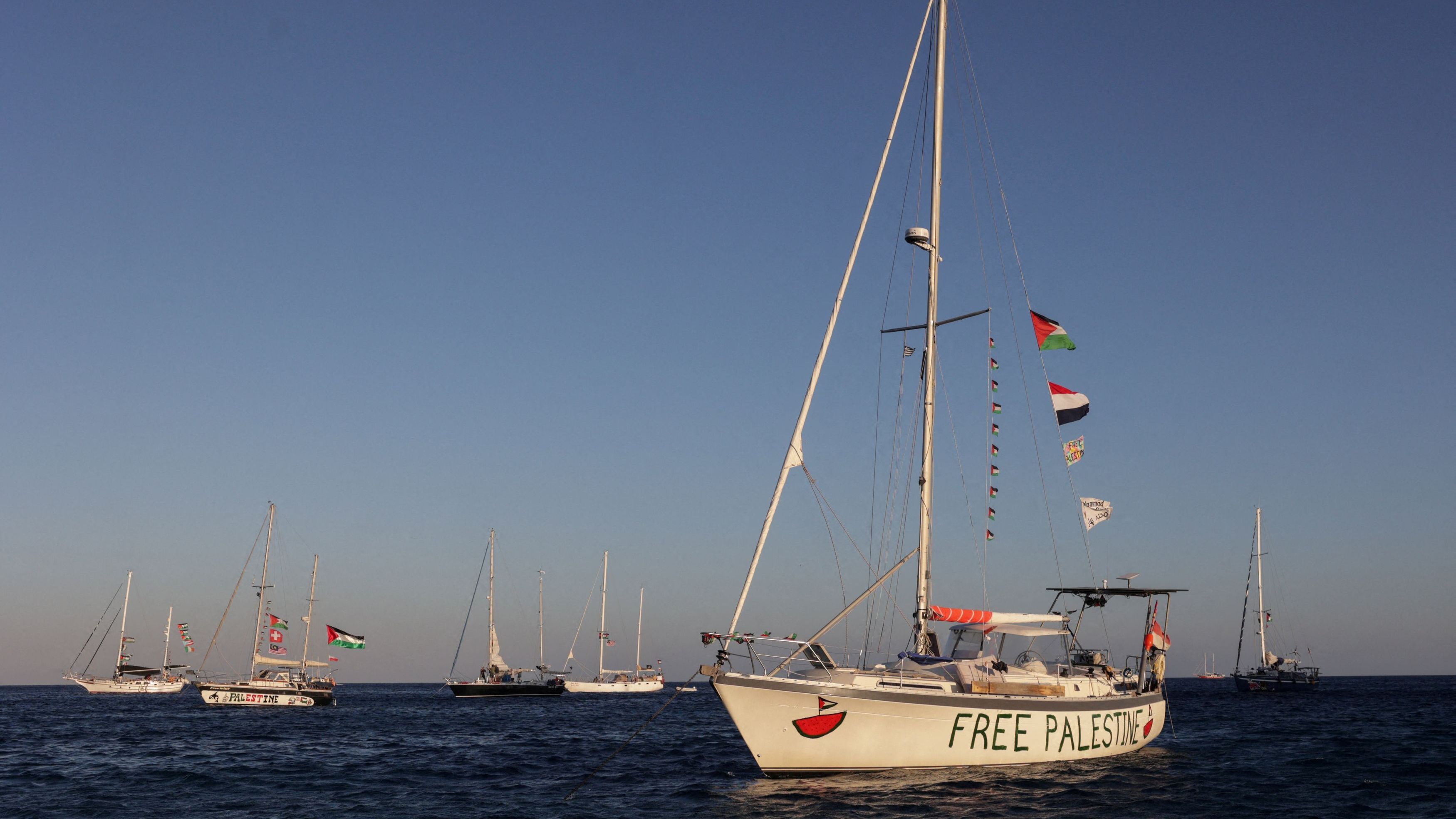 Ada Colau, desde la Flotilla de Gaza: “Están esperando a que nos acerquemos para interceptarnos”