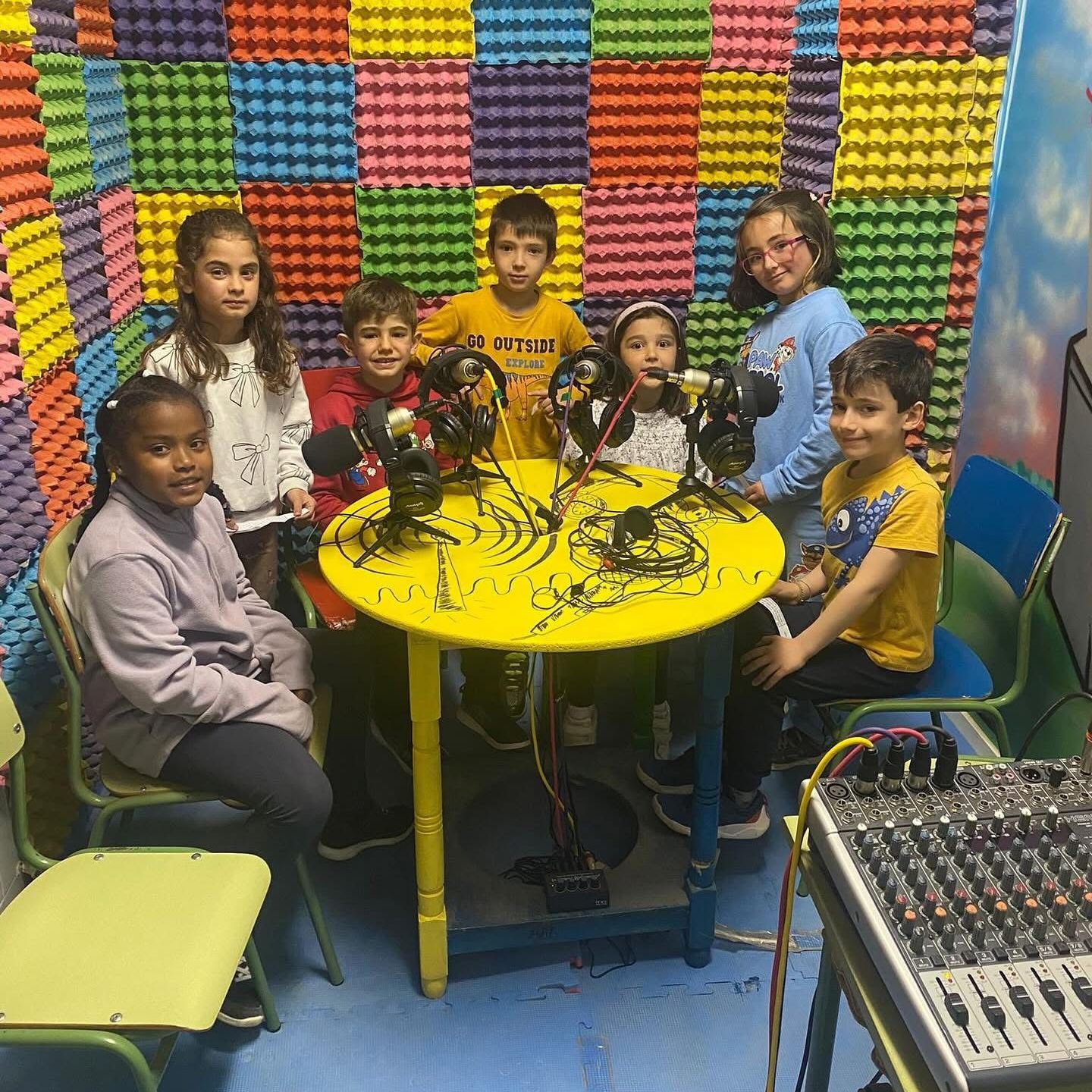 Reportajes Emisoras - Ávila - Pradionda: la radio hecha por alumnos - 19/09/25