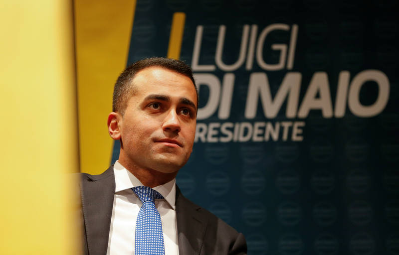 El candidato del Movimiento Cinco Estrellas, Luigi di Maio, poco antes de un mitin en Nápoles