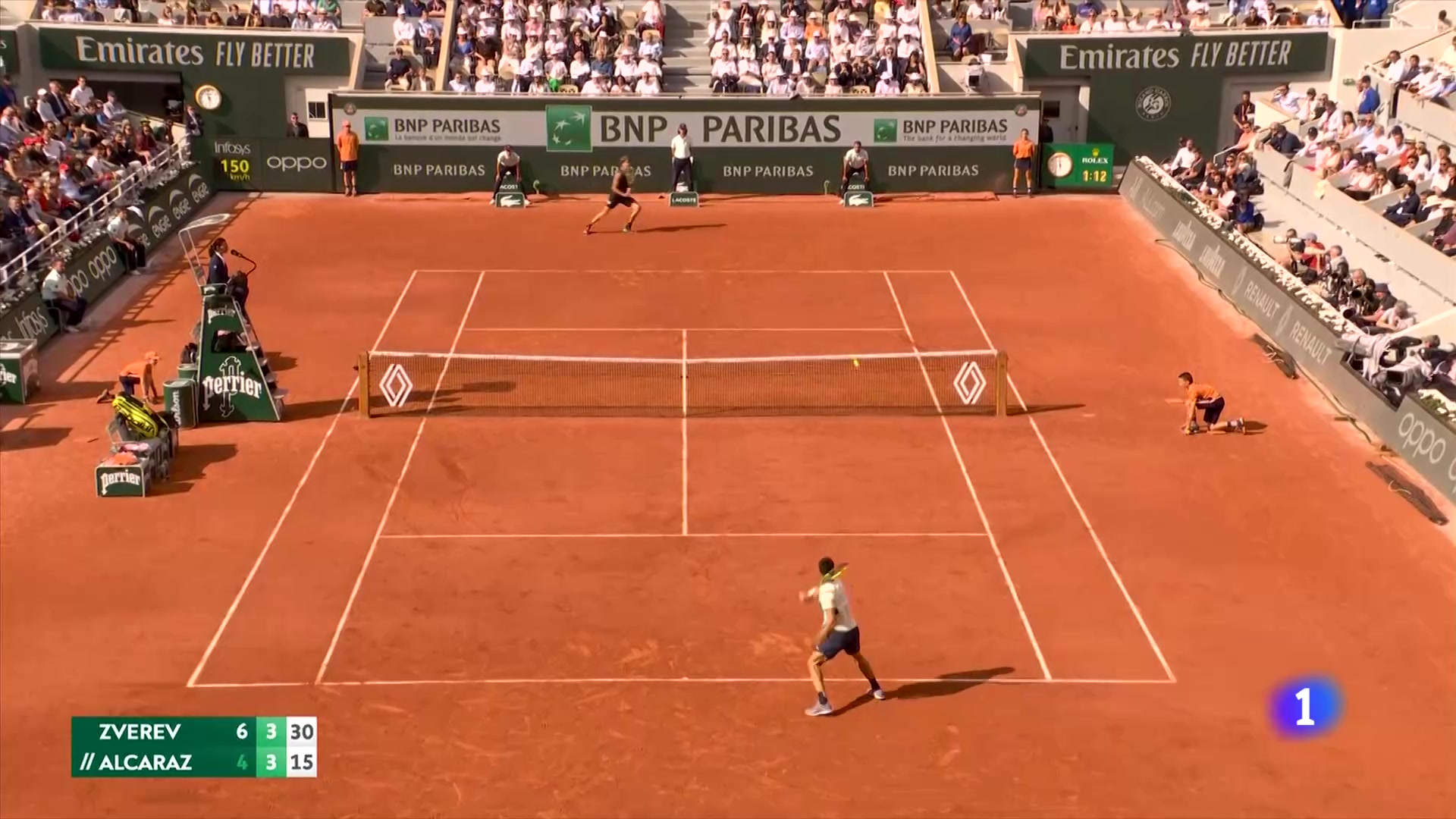 Vídeo: Alcaraz se despide de Roland Garros al perder ante Zverev