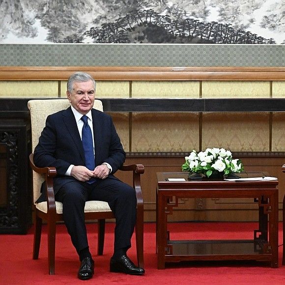 Cinco continentes - Una nueva ley de libertad religiosa en Uzbekistán