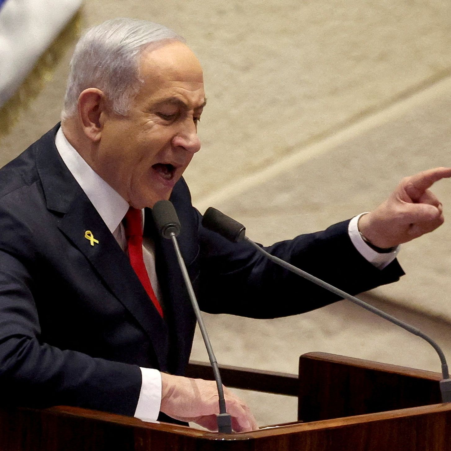 Crónica internacional –  Netanyahu no cambia su estrategia de guerra tras la orden de detención