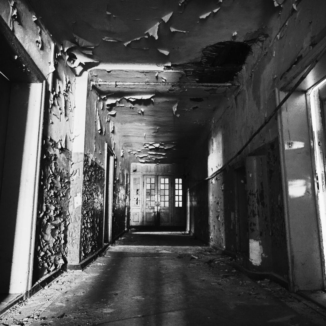Terror en blanco - Edificios malditos