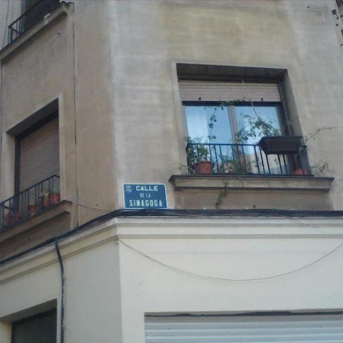 Emisión en sefardí