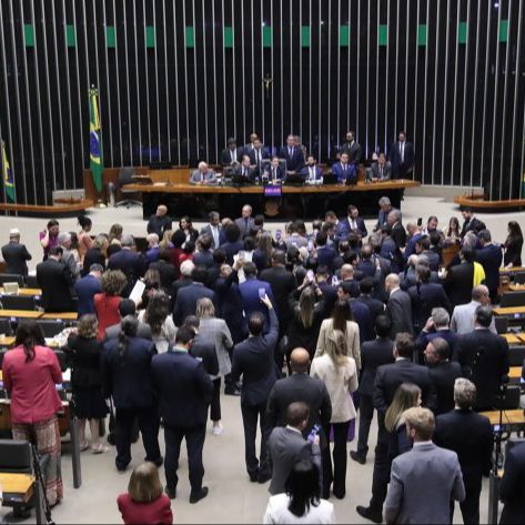 Emissão em Português – Esquenta clima político no Brasil com condenação de Bolsonaro