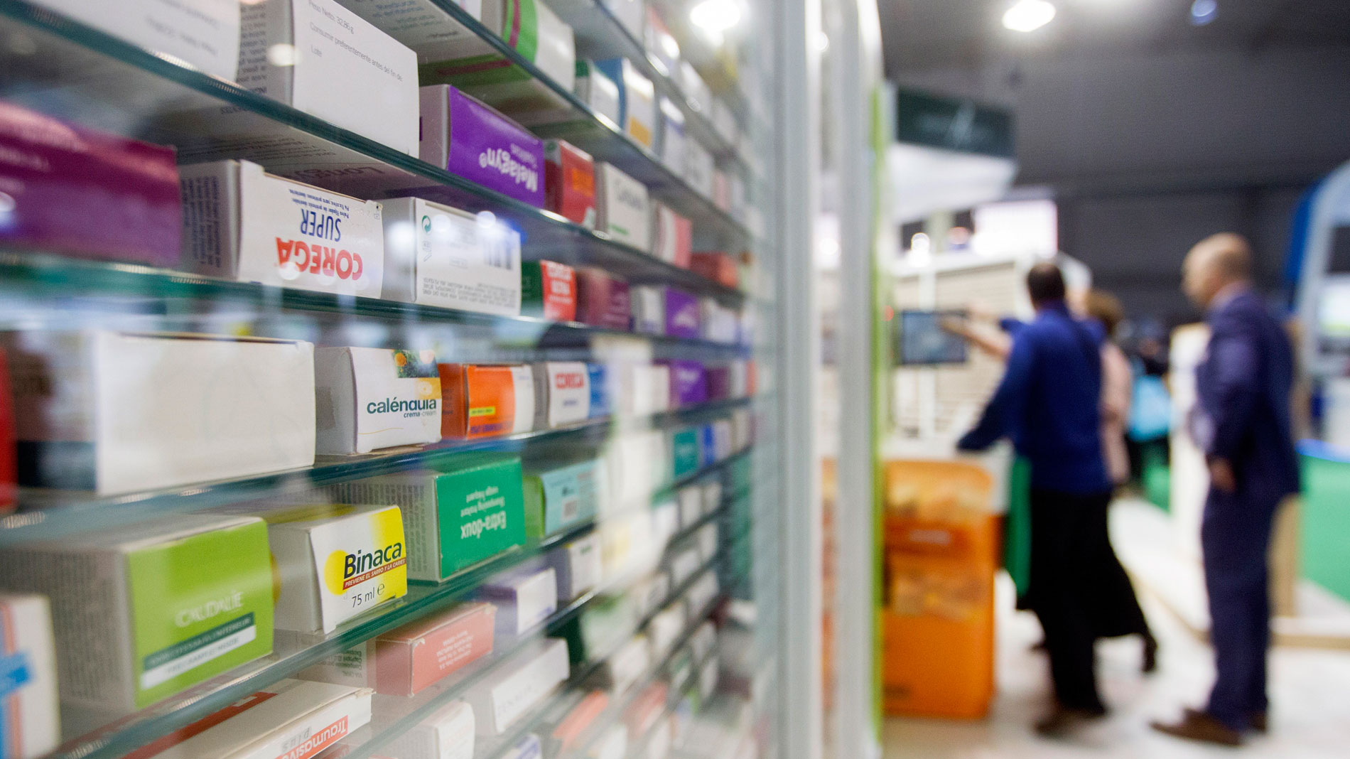 Más de 1.200 medicamentos que se dispensan en farmacias bajan de precio