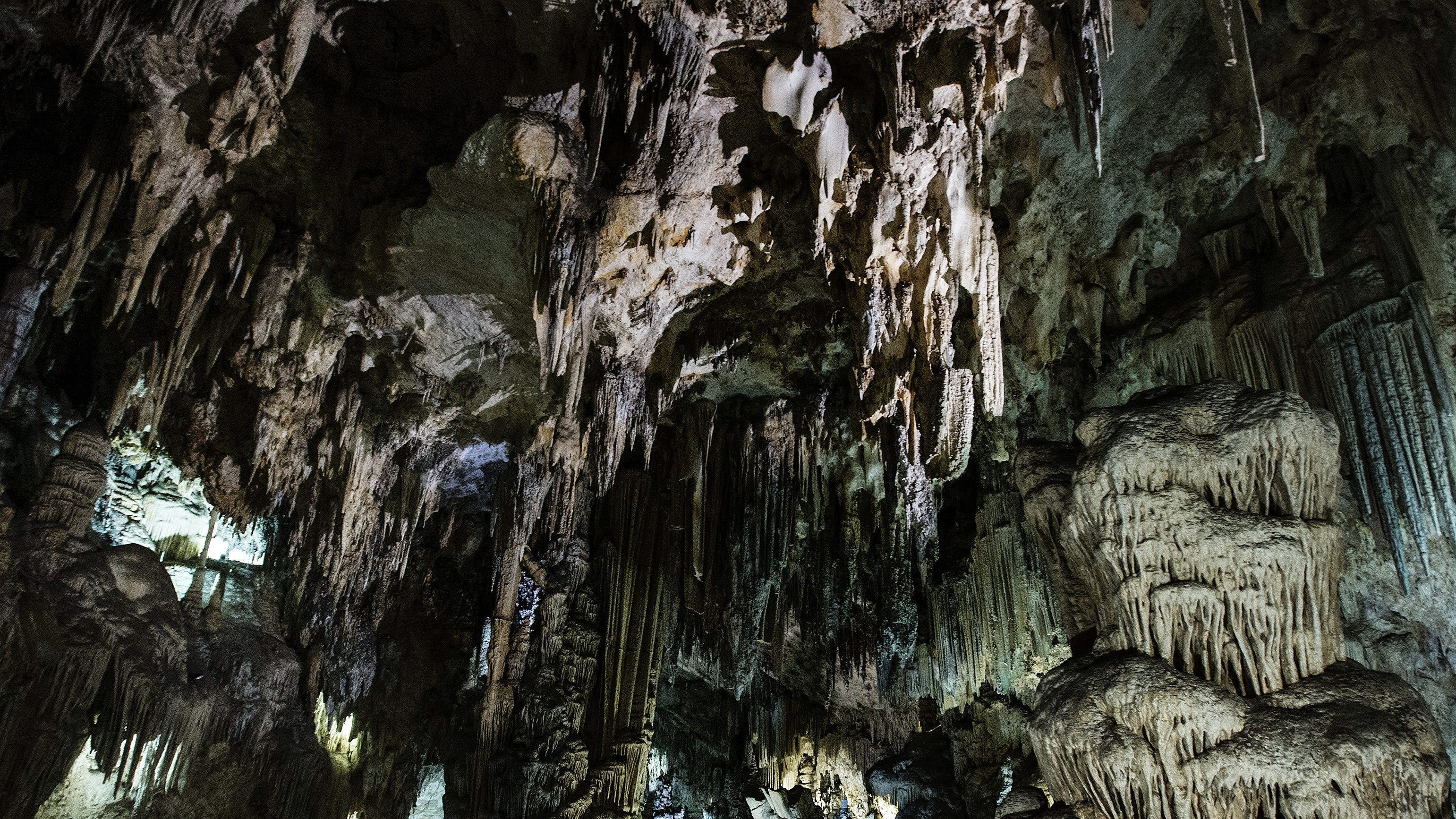 Una cuarentena encerrados en una cueva llevada al extremo