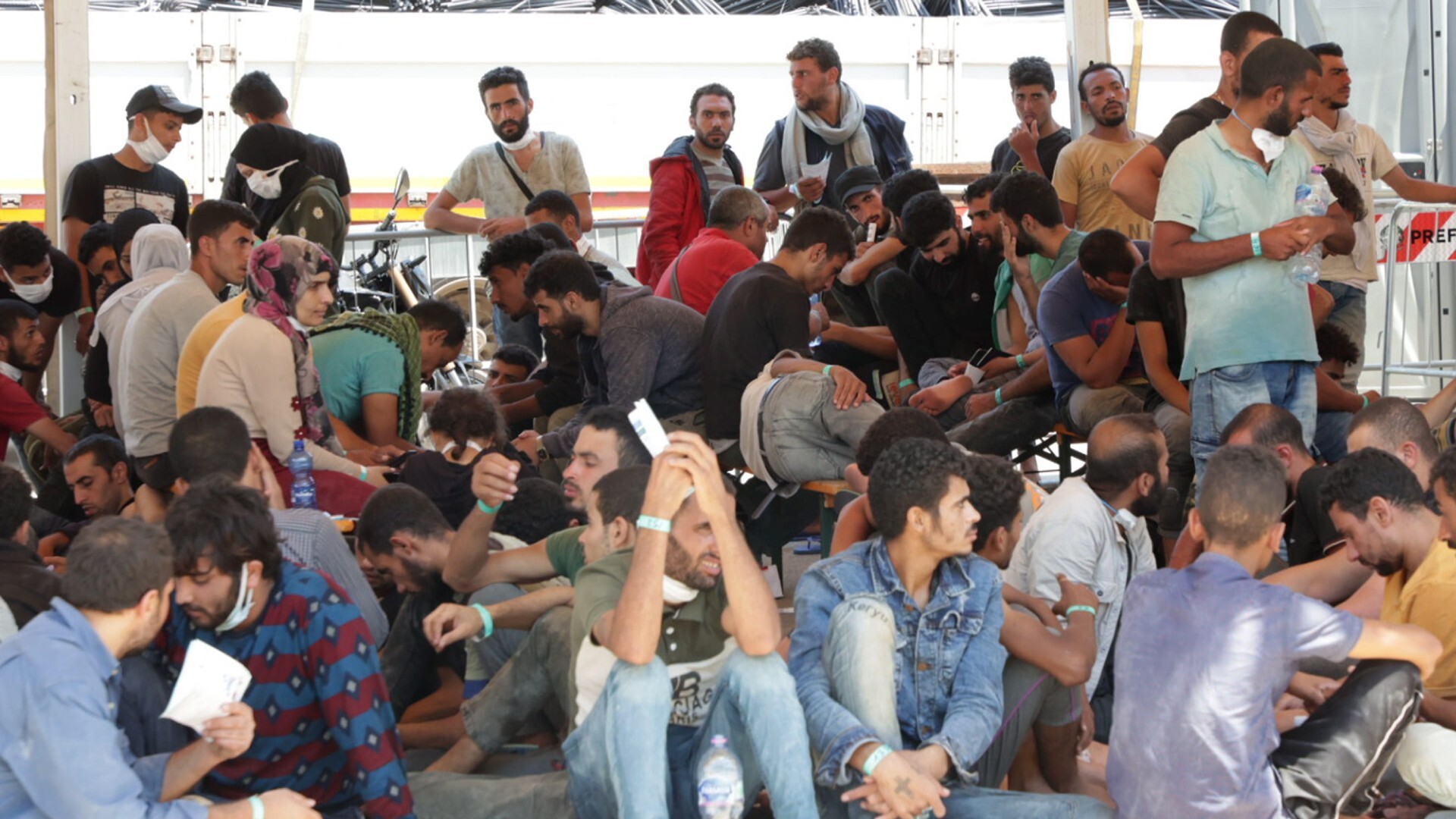 Più di 1.500 migranti sono arrivati ​​in Italia nelle ultime ore