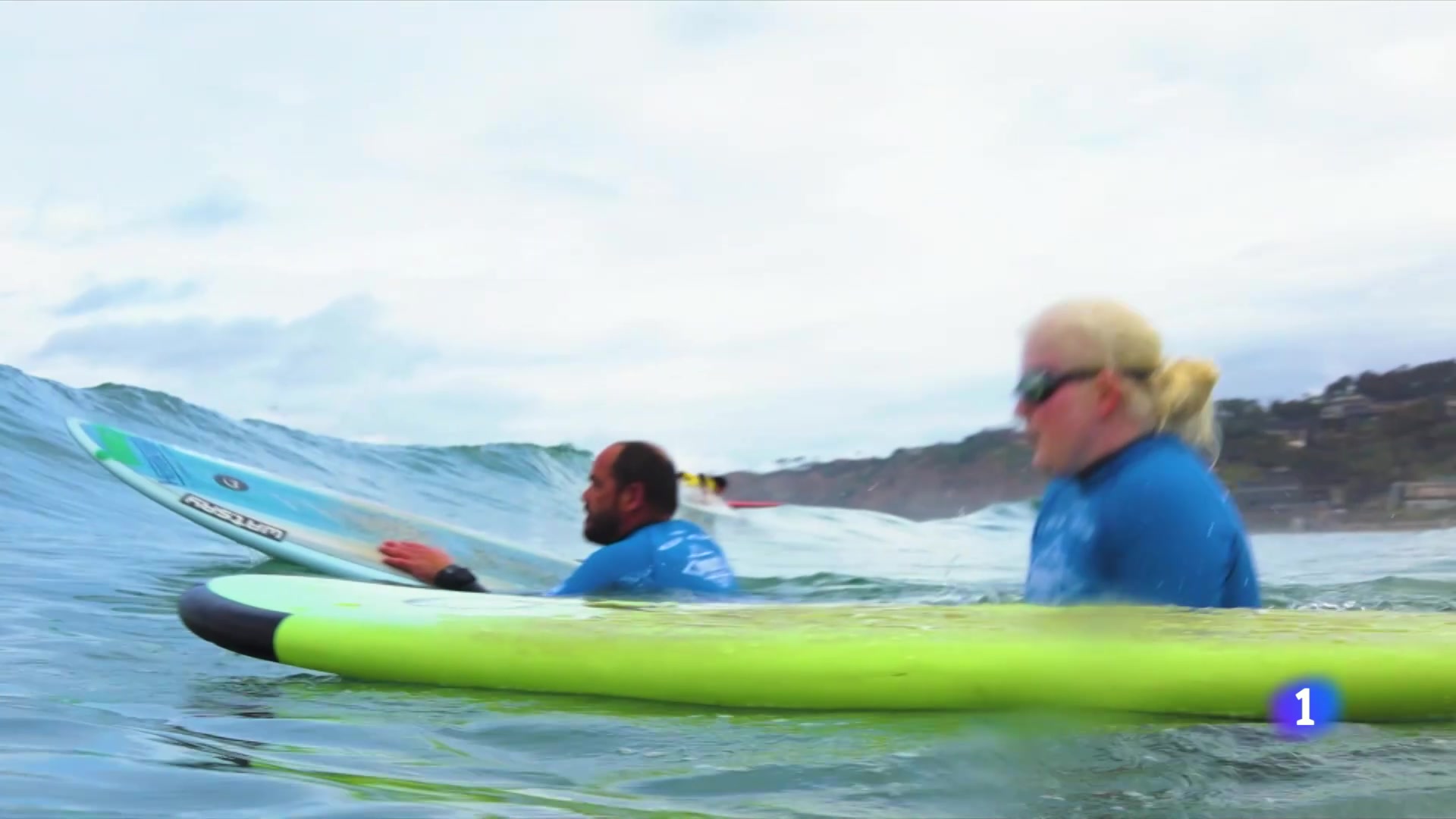 Invencibles La Gran Hazaña Del Surf Adaptado Español 