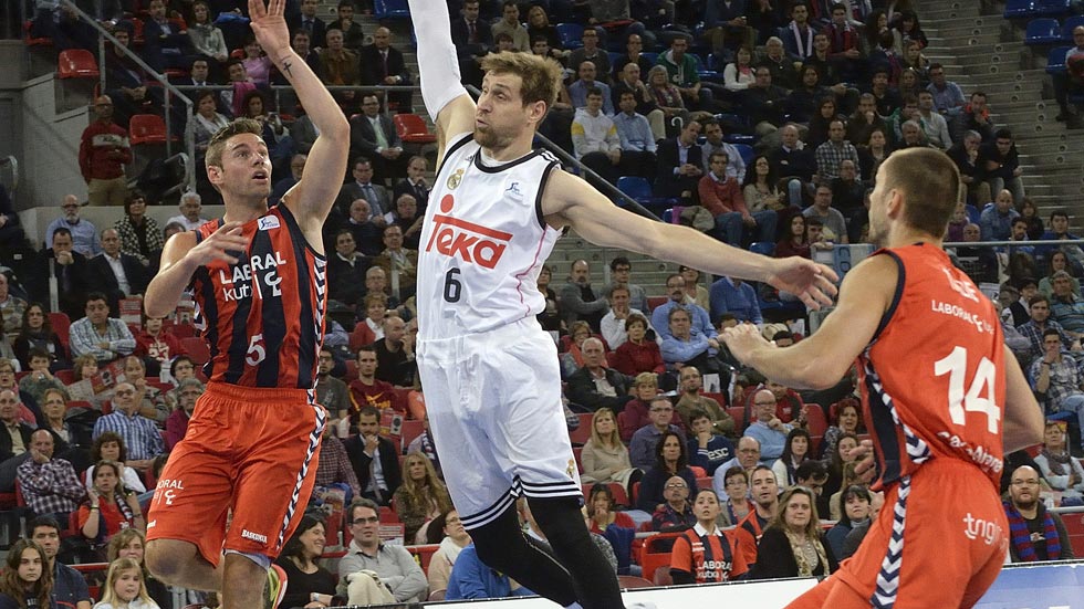 Baskonia 94 - Real Madrid 81 | Liga Endesa | El Baskonia Saca Tajada De ...