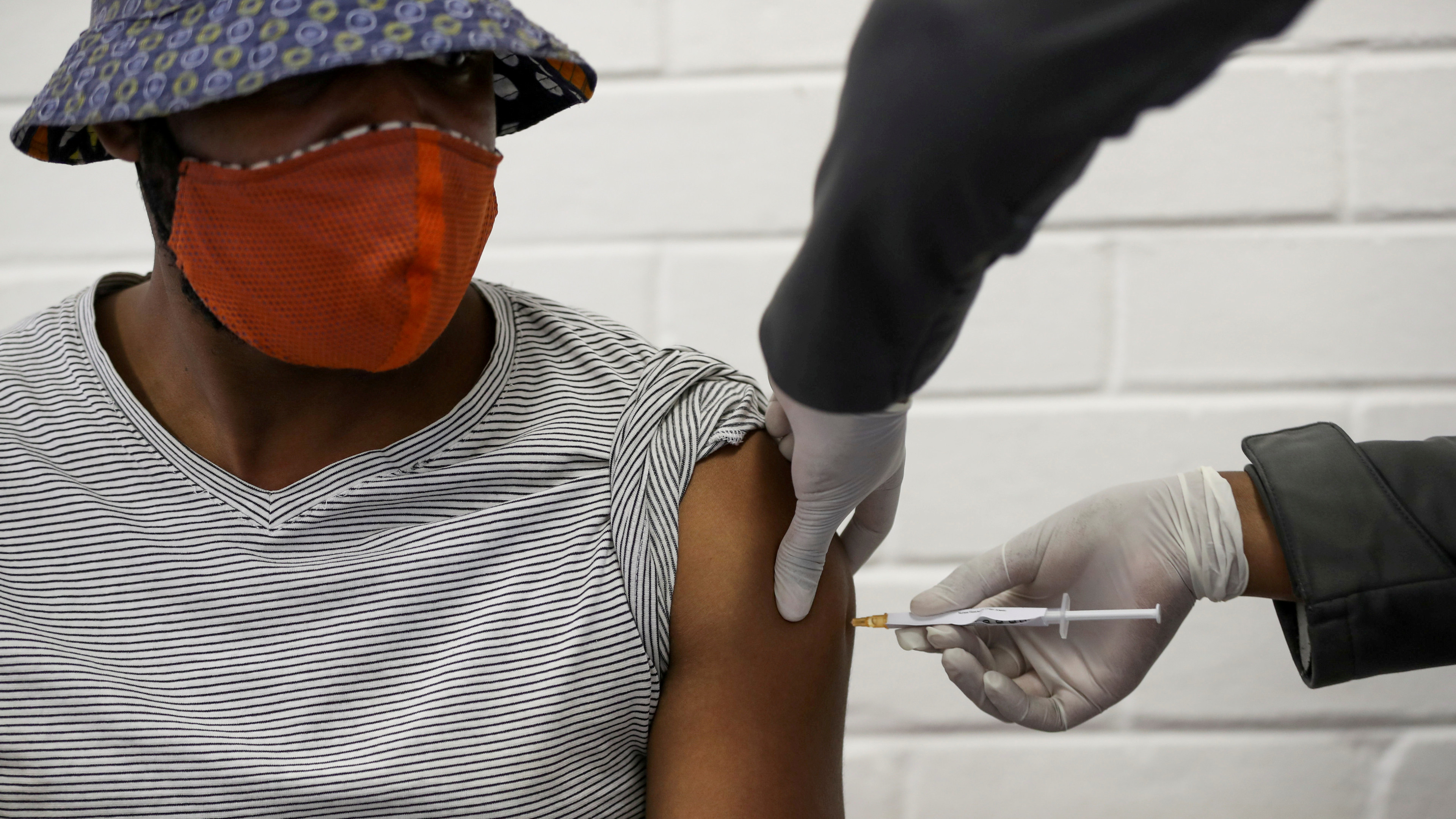 Coronavirus: El dilema de liberar las patentes de la vacuna
