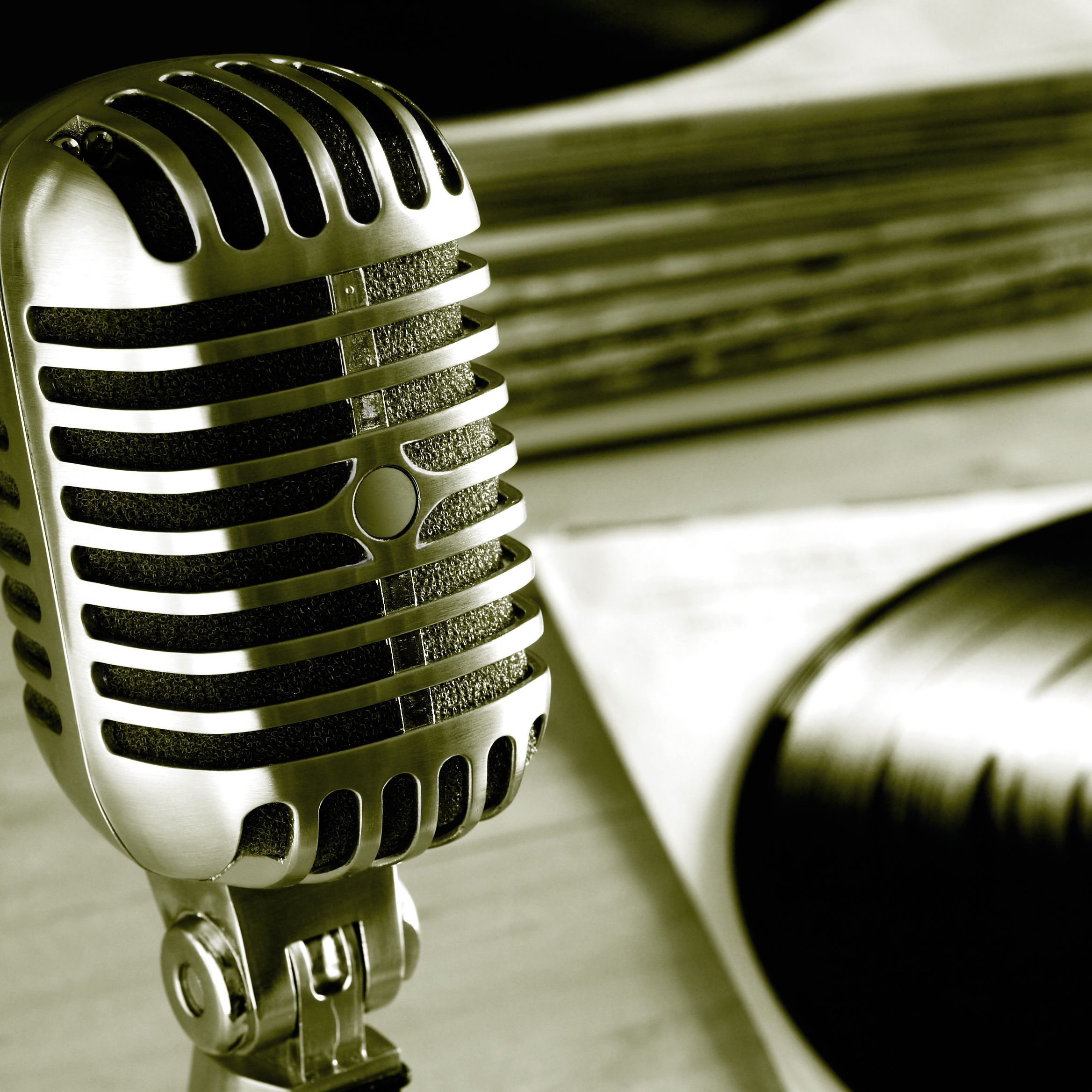 Hora América en Radio 5 - Lola Parda presenta "Dolores", su disco en solitario - 04/10/25