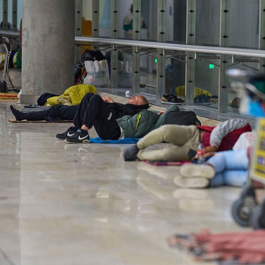Más cerca – Desciende el número de personas sin hogar que pernoctan en el interior del aeropuerto de Barajas