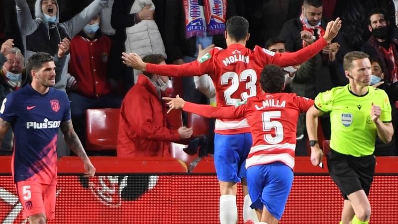 El Granada remonta ante el Atlético de Madrid (2-1)