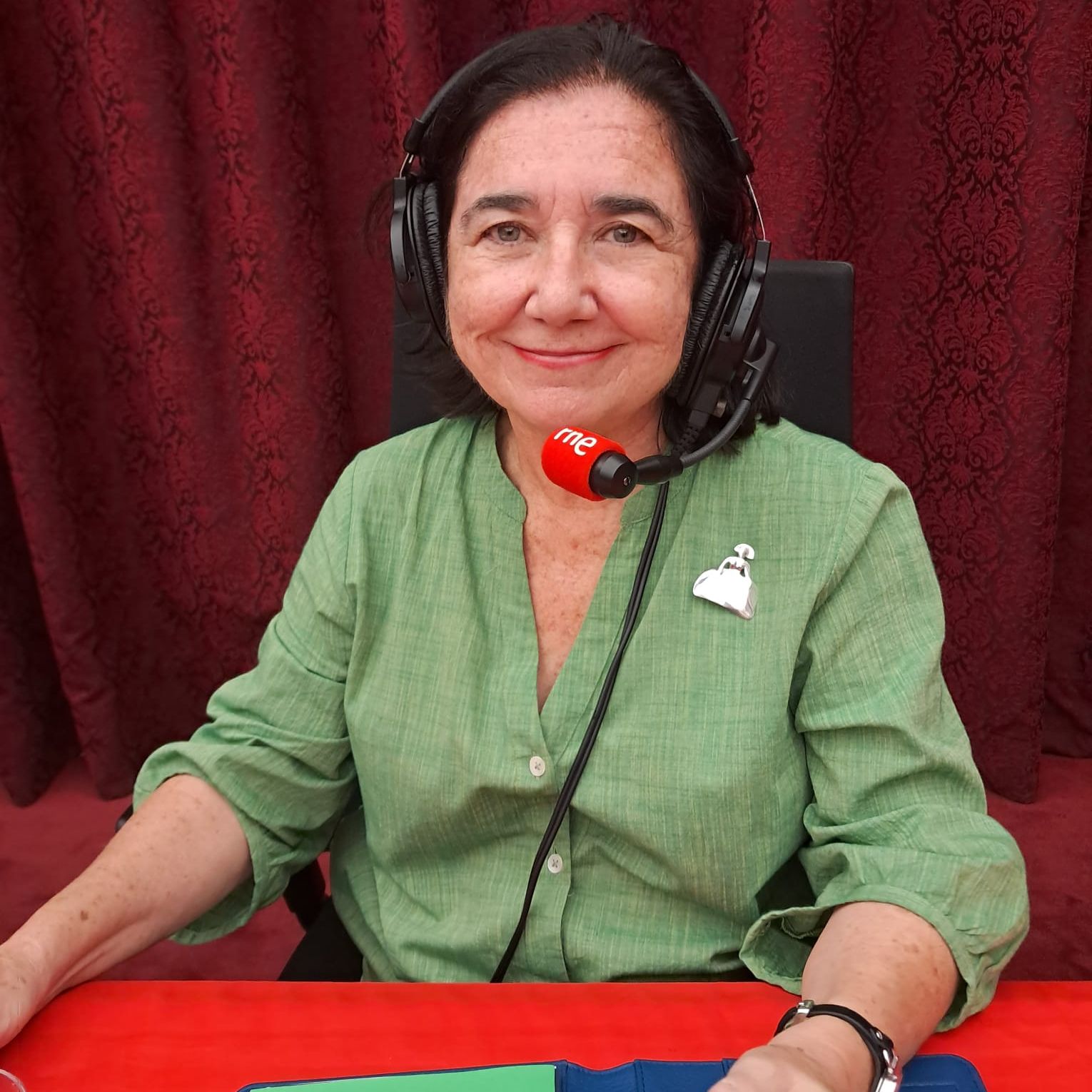 No es un día cualquiera - Entrevista - Esther Cruces