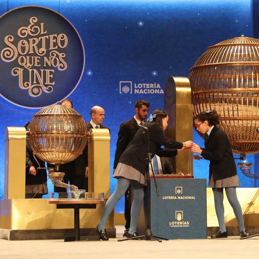 No es un día cualquiera - Hablamos con Alberto Romero, lotero de Cornellá que ha dado el Tercer Premio