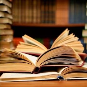 No es un día cualquiera - He venido aquí a hablar de mis libros