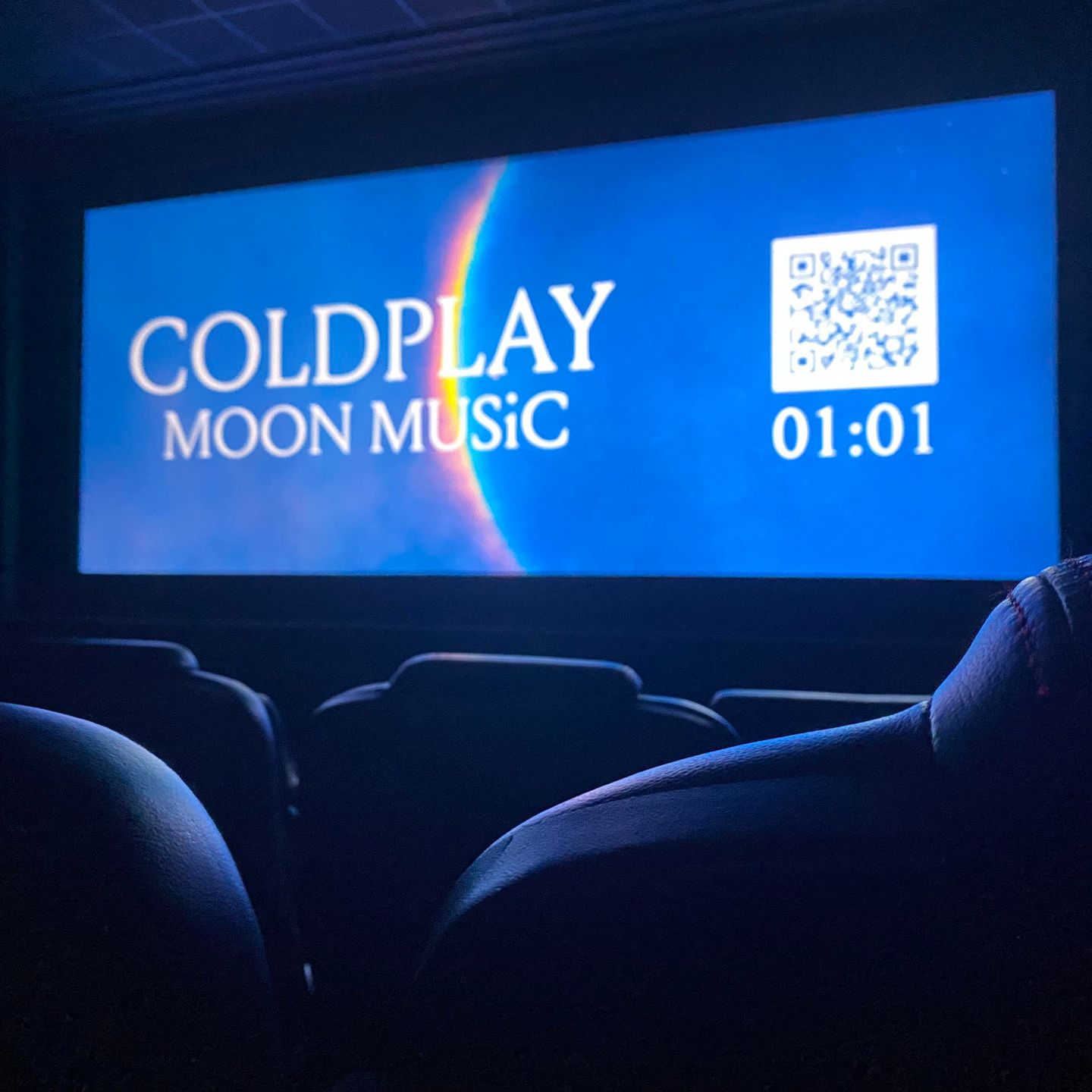 Rebobinando - Coldplay ft Elyanna ft Little Simz ft Burna Biy ft Tini, "We pray" - 06/10/25